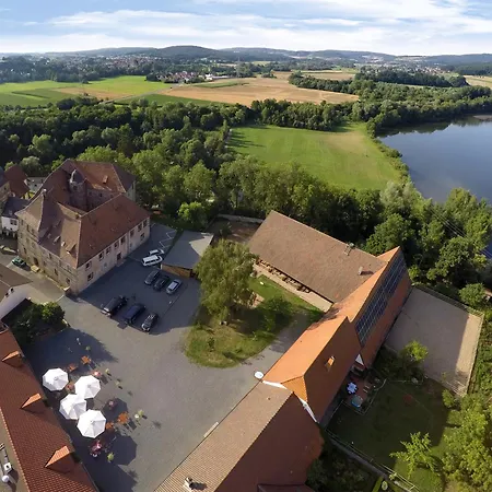 Schlossgut Franken - Doppelzimmer Schlossblick *
